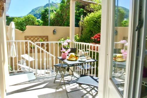 Sant'Agnello Apartment | Crawford Home