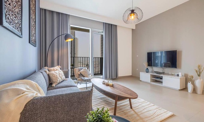 Dubai Apartment | Daniels 1BR at Creek Horizon with Park View