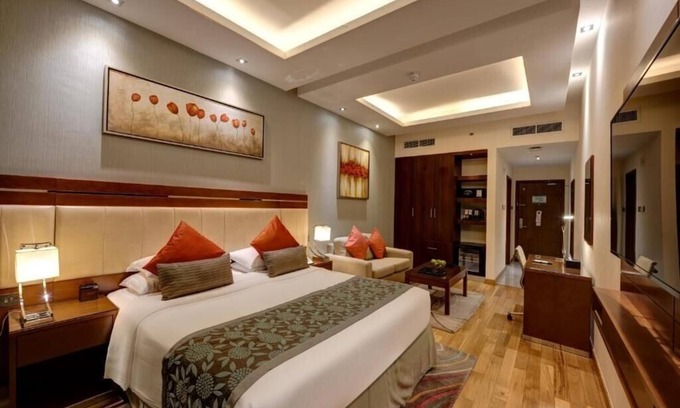 Al Barsha 1 Apartment | Deluxe Room Near Mashreq Metro Station By E R