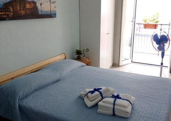Naples City Centre Apartment | DOMUS ADRIANA
