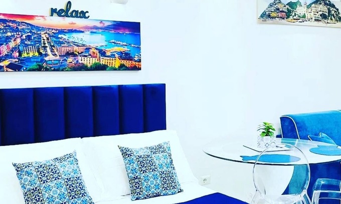 Quartieri Spagnoli Apartment | Donn'Anna Naples City Center Confort Apartment