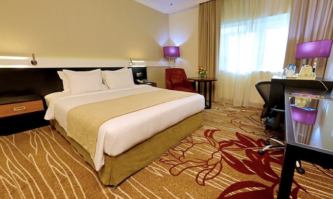 Al Muraqqabat Hotel | Excelsior Hotel Downtown Dubai