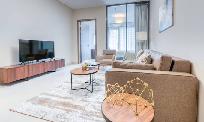Business Bay Apartment | Fabulous 1BR Apartment in the Heart of Business Bay