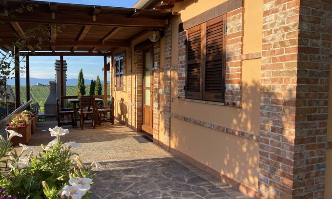 Paciano Apartment | Family apartment AC wifi and pool - La Capanna