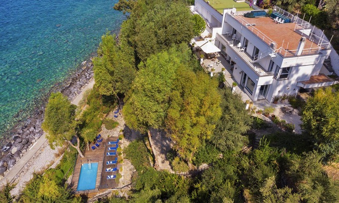 Schiazzano Villa | Family-friendly -sea view-private-villa-private swimming pool