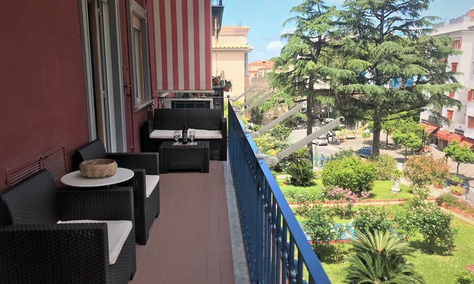 Sorrento Historic Centre Apartment | Fantastic apartment 10 minutes from the sea, central area of Sorrento freeWIFI