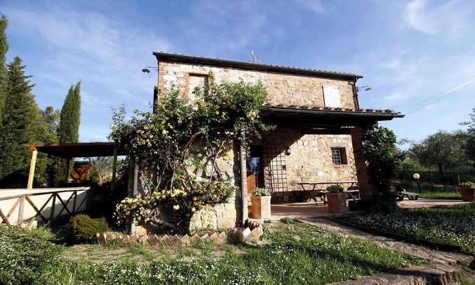San Quirico d'Orcia House | Farmhouse in San Quirico d'Orcia with swimming pool