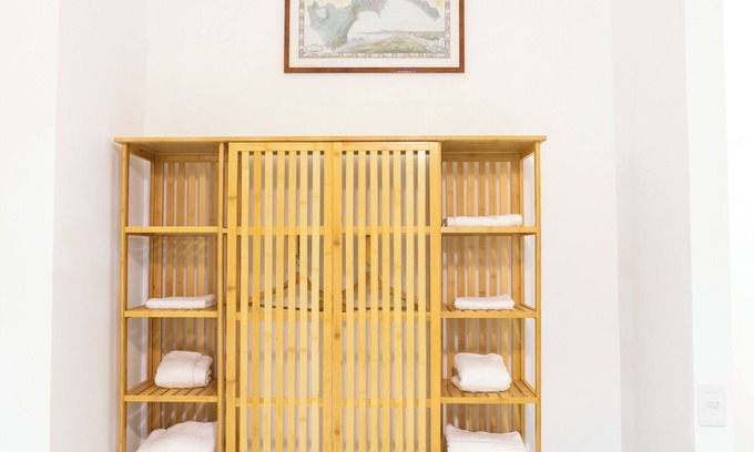Vomero Bed & Breakfast | Follaky Secret Garden - Naples, Chiaia