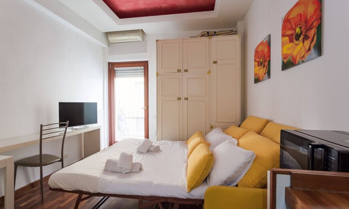 Arenella Apartment | Fontana Home by Dimorra