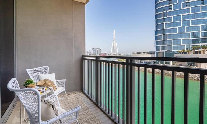 Dubai Marina Apartment | Frank Porter - 5242 EMAAR Tower