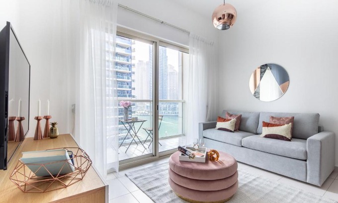 Dubai Marina Apartment | Frank Porter - Marina View Tower