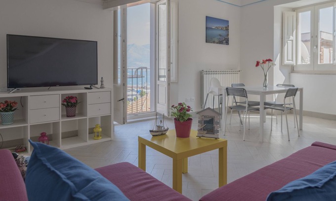 Gaeta House | Gaeta Apartment center