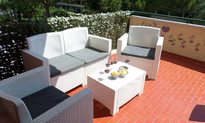 Sorrento City Centre Apartment | Ge. P.A's Central Apart. in Sorrentofamiglie, relax with terrace FreehighspeedWI-
