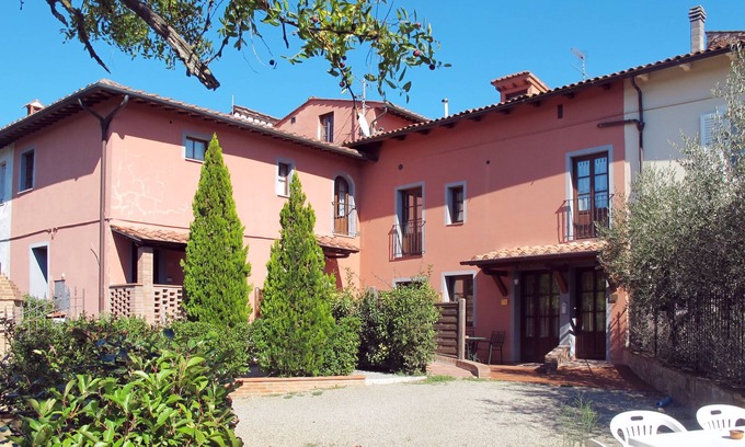 Gorgognano Apartment | Giuggiolo (CET124) by Interhome