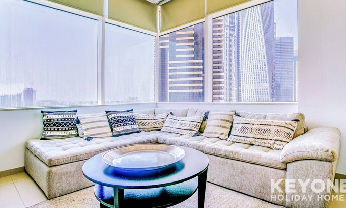 Dubai Marina Apartment | Gorgeous Marina Views in Naturally Lit One Bedroom