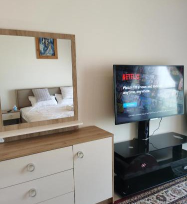 Dubai Apartment | Heaven Escape surrounded by stunning golf view High floor -Netflix-GYM-pool -perfect vacations