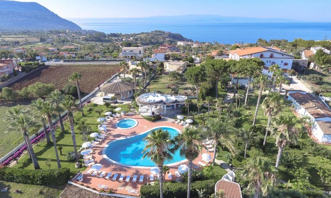 Ricadi Hotel | Hotel Residence Costa Azzurra