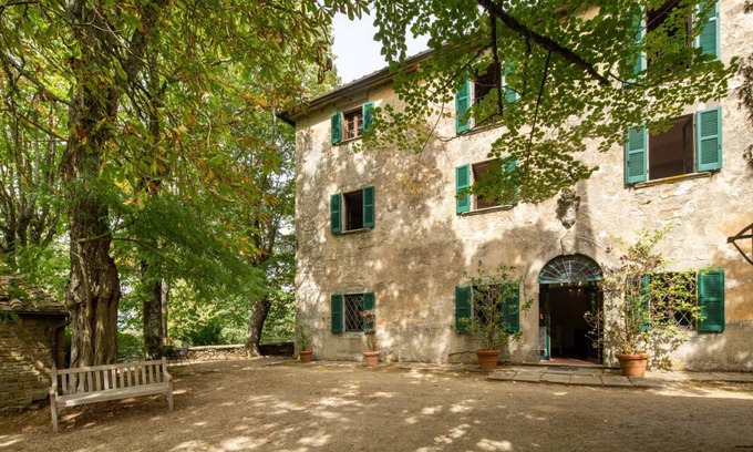 Pieve di Chio House | House ∙ 12 bedrooms ∙ 24 guests