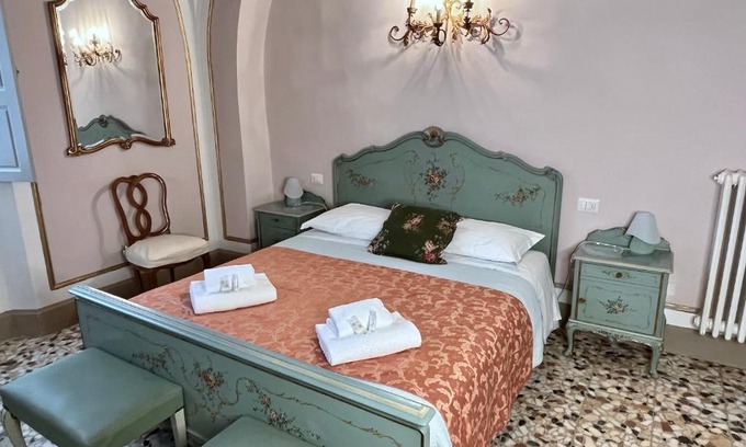 Santa Maria Novella House | In the center of Florence