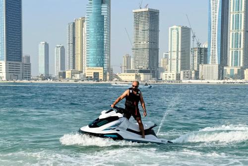 Sharjah Boat Rental | JetSki Rental Mamzar Al Sharjah