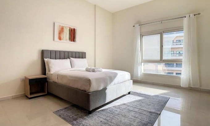 Dubai Apartment | Key View - Silicon Star