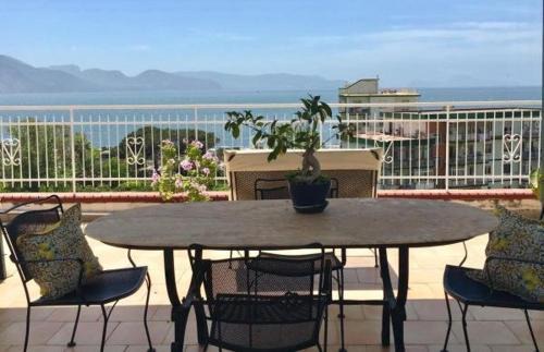 Torre Annunziata Apartment | La Casa di Marcello