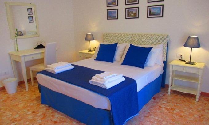 Naples Apartment | La Casa tra i Musei