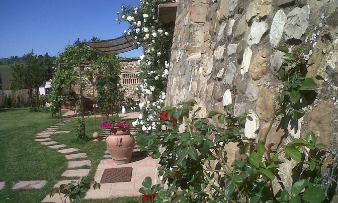 San Pietro in Bossolo House | La Rocca Chianti Hospitality, room with bathroom