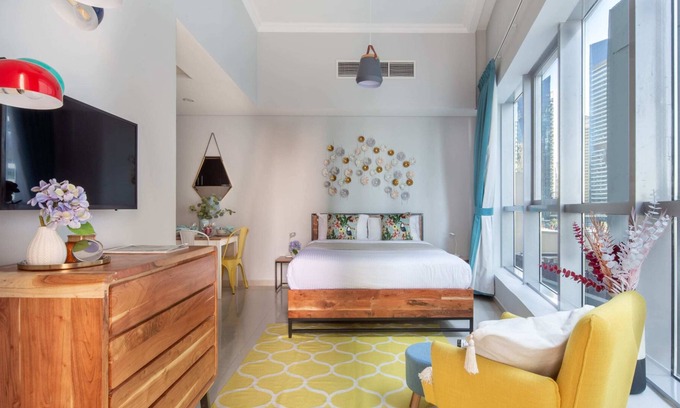 Dubai Marina Apartment | Light & Stylish Studio in Dubai Marina