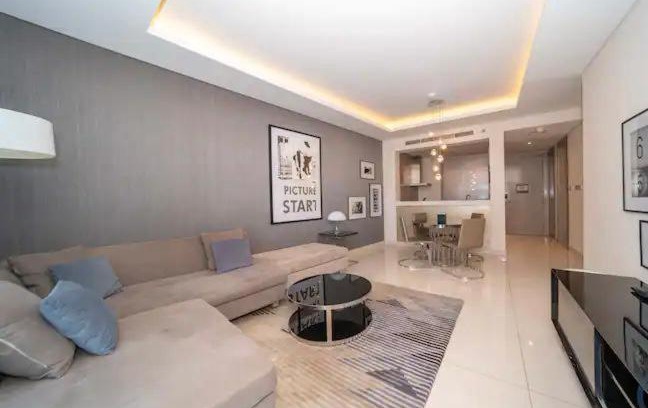 Business Bay Apartment | LOVELY 1-BEDROOM VACATION HOME (PARAMOUNT TOWER)