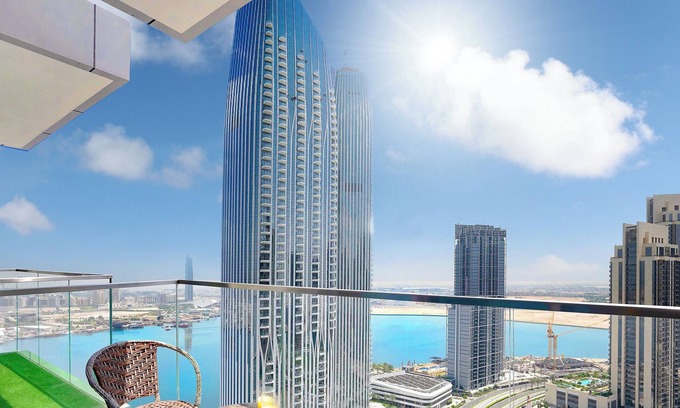 Dubai Apartment | LUX The Dubai Creek View Suite