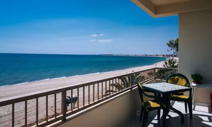 Marina di Strongoli Apartment | Luxurious apartment with sea view
