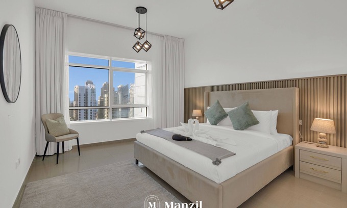 Jumeirah Lake Towers Apartment | Manzil-1BR near JBR Beach & Blue Waters