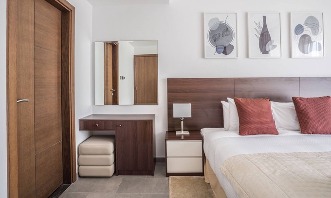 Dubai Marina Apartment | Marina Apartment, Minutes from Dubai Marina Walk