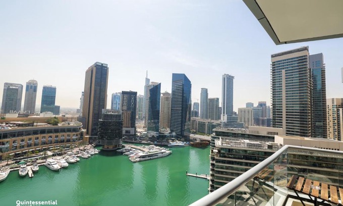 Dubai Marina Apartment | Marina Walk & JBR Beach - Cozy & Modern 1 BR