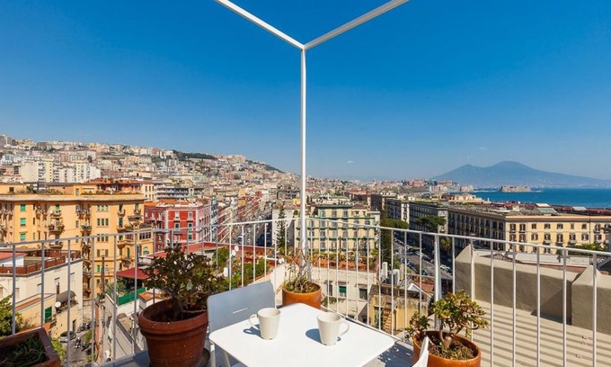 Mergellina Apartment | Mergellina Dream apartment in Posillipo with WiFi, air conditioning & private terrace.