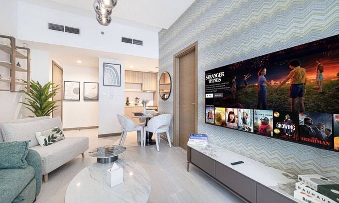 Trade Centre 1 Apartment | Moon Stays | 5 PAX Missoni Flat | Canal View