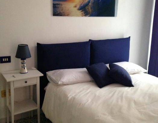 Historical Downtown Salerno House | Motel ∙ 8 guests