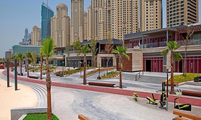 Dubai Marina Apartment | Murjan Suites Waterfront The Walk Jumeirah Beach Residence