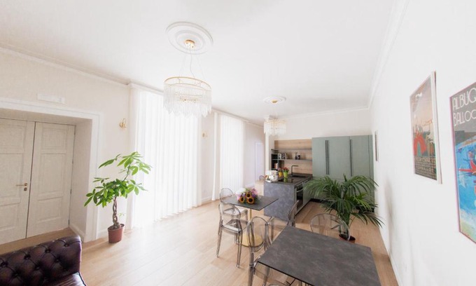 Murat Town Bed & Breakfast | Novecento