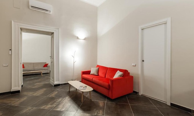 Chiaia Apartment | Parthenope Apartment by Wonderful Italy