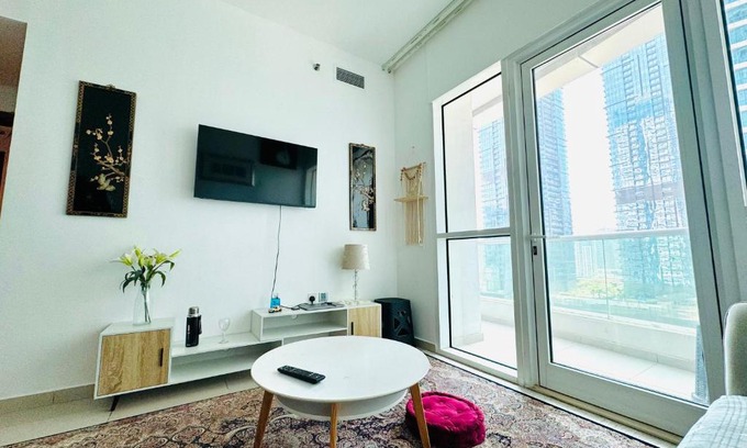 Dubai Hostel | Phoenix Living Hostel