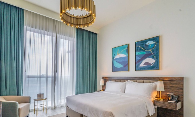 Dubai Media City Apartment | Primestay- Avani Palm Views, Media City