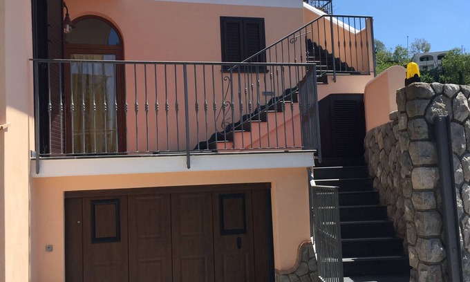 Schiazzano Apartment | Relais Milord "Sorrento Coast"