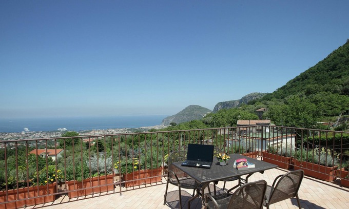 Piano di Sorrento Apartment | Residence L'Incanto Sorrento