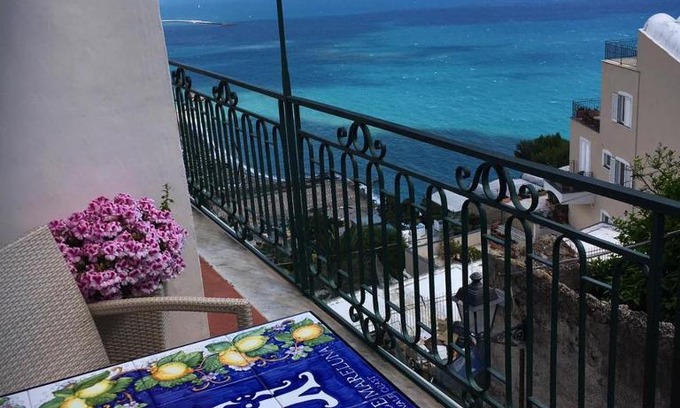 Raito Apartment | Residence Mareluna - Amalfi Coast