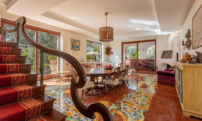 Ischia Porto Villa | Right in the center of Ischia, the ideal villa for comfortable exclusive vacations