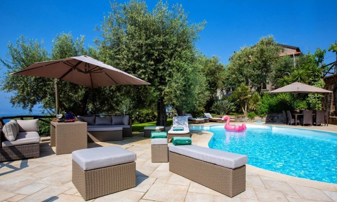 Sorrento Apartment | Romantic Rooftop Apartment with Pool&Terrace