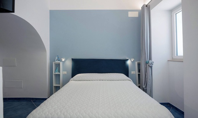 Furore Apartment | Room 'Amalfi Sea View' with Sea View, Wi-Fi and Air Conditioning