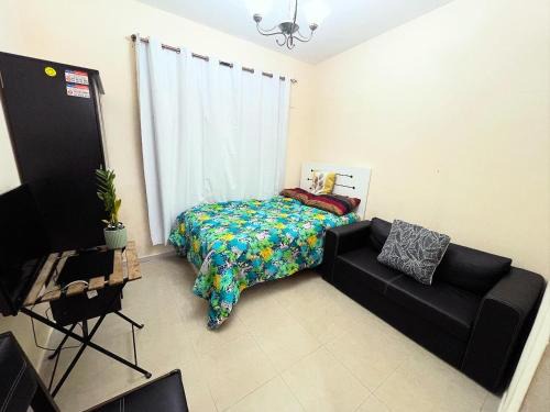 Deira House | Salahuddin Metro Home Stay